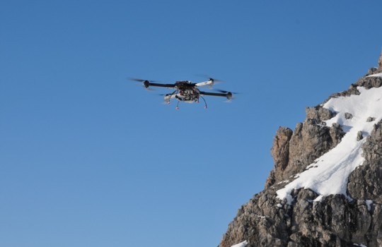 Drones y robots mejoran la eficiencia de la minera