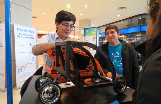 Estudiantes de la UA construirn su diseo de auto solar con apoyo de Minera El Abra