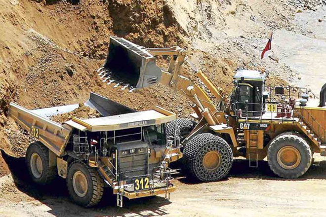 Negociaciones mineras post Escondida engloban el 13% de la producción nacional de cobre