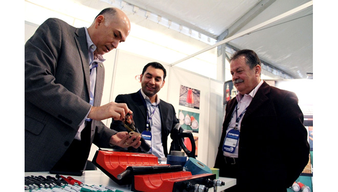 Exponor 2015 enva invitaciones va save the week