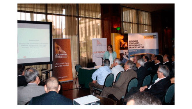 Aprimin realiz su ltimo Networking del ao con la presentacin de las empresas Sika y 3M