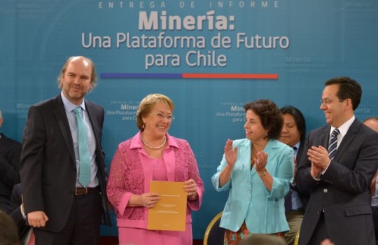 Anuncian medidas para fomentar desarrollo sustentable de la minera