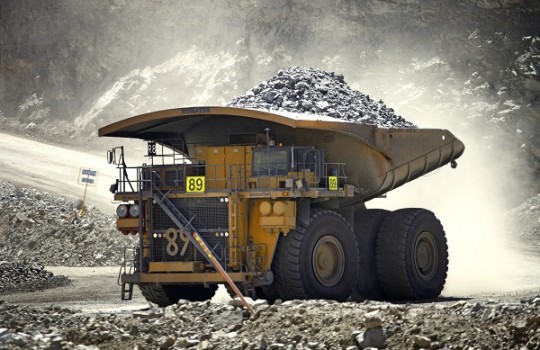 Ingresos aportados por la minería al fisco chileno cayeron a la mitad en tres años